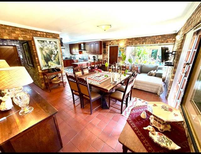 4 BEDROOM HOUSE FOR SALE IN OAK PARK